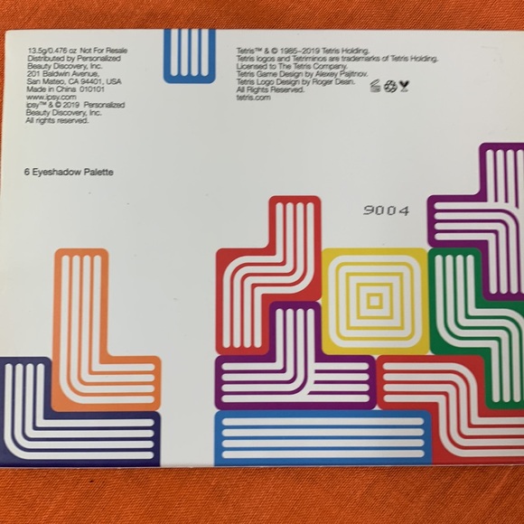 Tetris x Ipsy 6 eyeshadow palette NWT - Picture 4 of 5